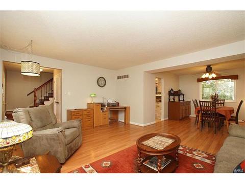 800 Eaglebrooke, Ballwin, MO 63021 photo 13