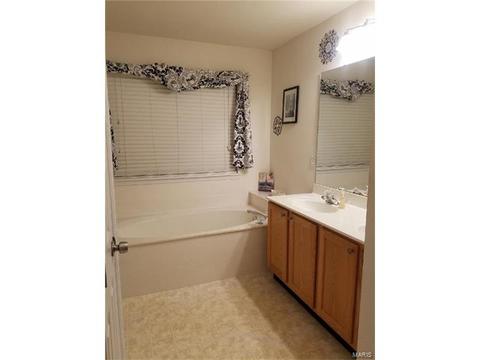 27 Keystone Ct, O'fallon, MO 63368 photo 15