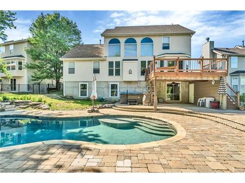 2539 Hickory Manor Dr, Wildwood, MO 63011 photo 2
