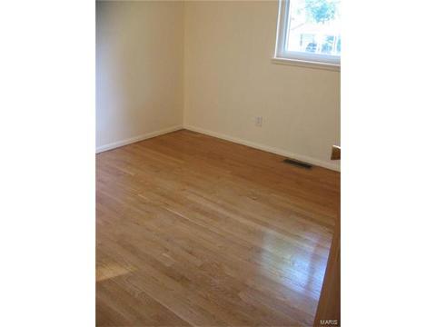 406 Ranch Dr, Manchester, MO 63011 photo 9