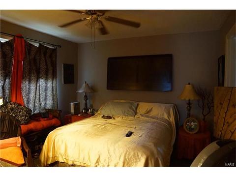 5704 Beldon, Saint Louis, MO 63136 photo 6