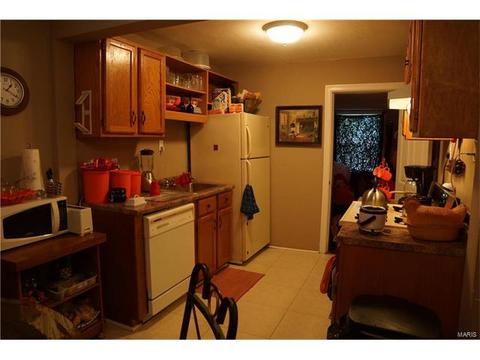 5704 Beldon, Saint Louis, MO 63136 photo 11