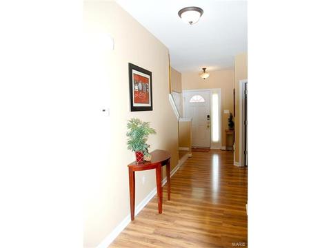 865 Ashton Way Cir, Eureka, MO 63025 photo 2