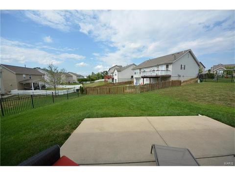 235 Spring Borough Dr, O'fallon, MO 63368 photo 12