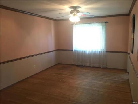 414 Sorrento Dr, Ballwin, MO 63021 photo 3