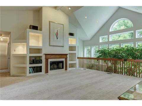 927 Timber Glen Ln, Ballwin, MO 63021 photo 7