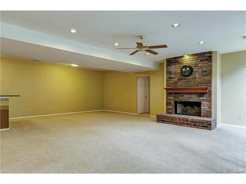 927 Timber Glen Ln, Ballwin, MO 63021 photo 41