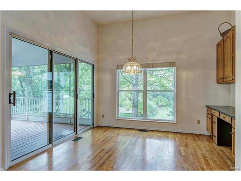 927 Timber Glen Ln, Ballwin, MO 63021 photo 18
