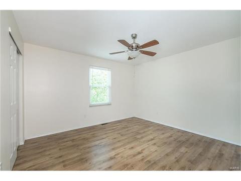 428 Tailor Ln, O'fallon, MO 63368 photo 8