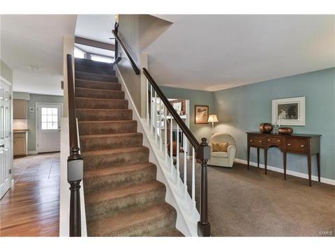 741 Westbrooke Terrace Dr, Ballwin, MO 63021 photo 3