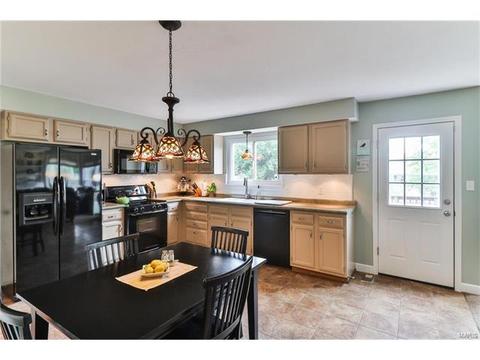 741 Westbrooke Terrace Dr, Ballwin, MO 63021 photo 17