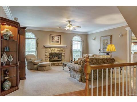 2444 Clarjon Dr, Ballwin, MO 63021 photo 8