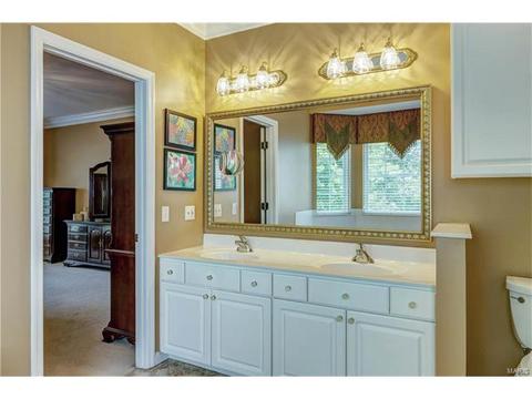 2444 Clarjon Dr, Ballwin, MO 63021 photo 29