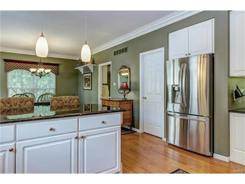2444 Clarjon Dr, Ballwin, MO 63021 photo 18