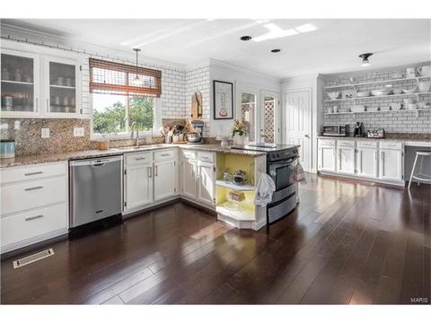 1173 Richland Mdws, Ballwin, MO 63021 photo 30