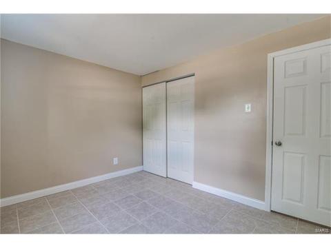 895 Napoli, Ballwin, MO 63021 photo 23