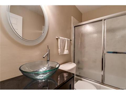 895 Napoli, Ballwin, MO 63021 photo 16