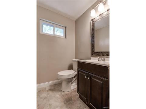 895 Napoli, Ballwin, MO 63021 photo 25