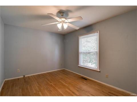 895 Napoli, Ballwin, MO 63021 photo 12