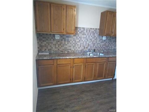 9116 E Milton Ave, Saint Louis, MO 63114 photo 3