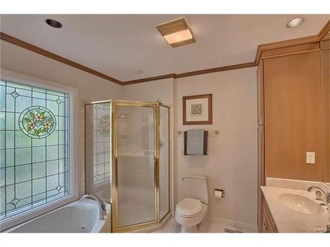 542 Meadow Bridge Dr, Ballwin, MO 63011 photo 21