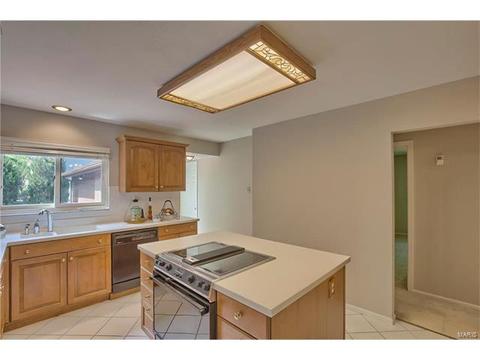 542 Meadow Bridge Dr, Ballwin, MO 63011 photo 14