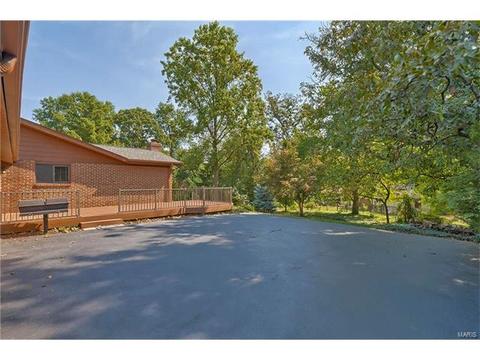 542 Meadow Bridge Dr, Ballwin, MO 63011 photo 39