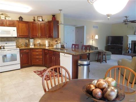 1155 Richland Mdws, Ballwin, MO 63021 photo 18
