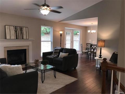 3 Saint Agatha Ct, O'fallon, MO 63366 photo 4