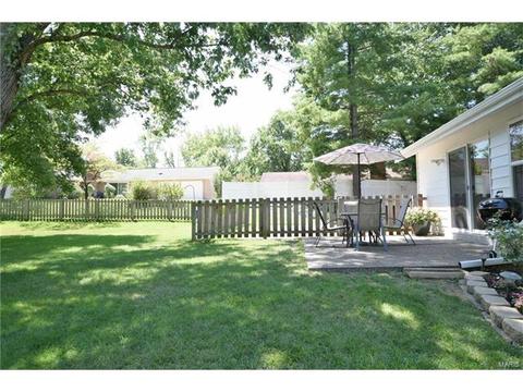 372 Greenmore Dr, Ballwin, MO 63011 photo 27