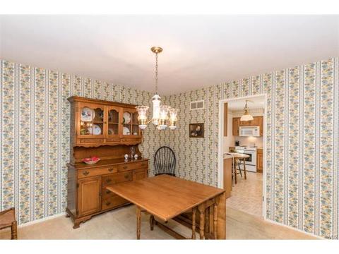 111 Breezeview Dr, Ballwin, MO 63021 photo 6