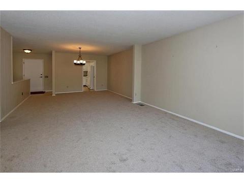 998 Claygate Ct, Ballwin, MO 63021 photo 7