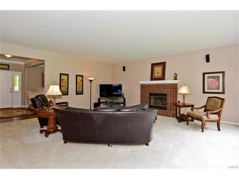 437 Buckhurst Dr, Ballwin, MO 63021 photo 13