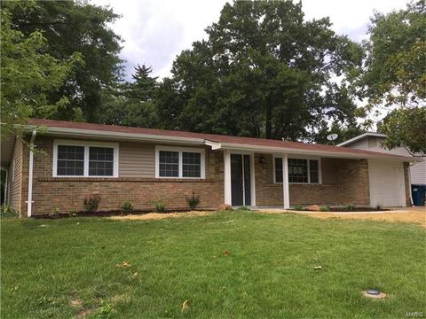 819 Brookvale Ter, Ballwin, MO 63021 photo 1