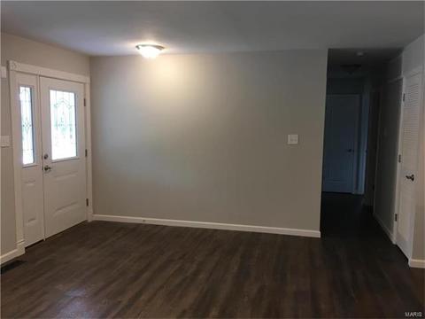 819 Brookvale Ter, Ballwin, MO 63021 photo 8