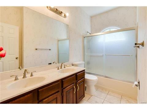 600 Loughmor Pass, Weldon Spring, MO 63304 photo 18