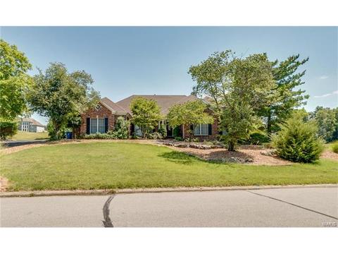 600 Loughmor Pass, Weldon Spring, MO 63304 photo 2