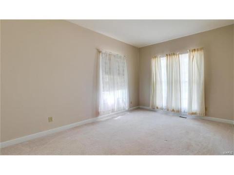 600 Loughmor Pass, Weldon Spring, MO 63304 photo 17