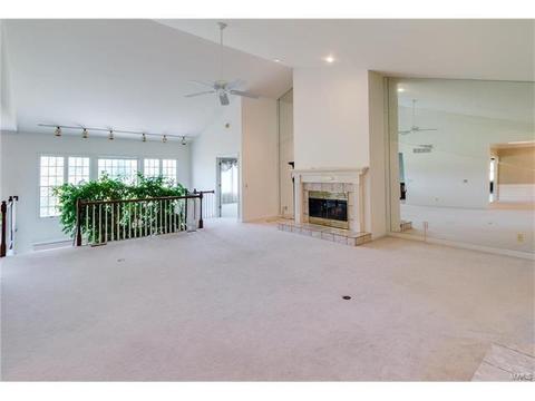 600 Loughmor Pass, Weldon Spring, MO 63304 photo 6