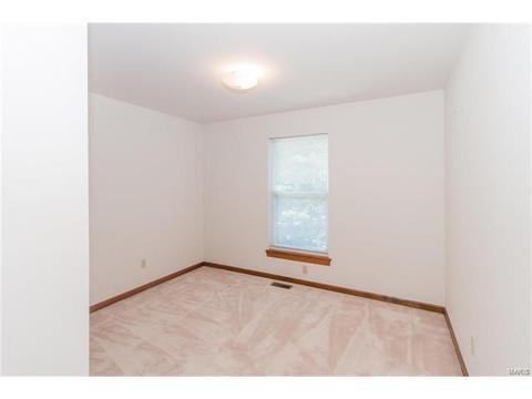 843 Whitmoor Dr, Weldon Spring, MO 63304 photo 9