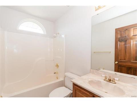 843 Whitmoor Dr, Weldon Spring, MO 63304 photo 13