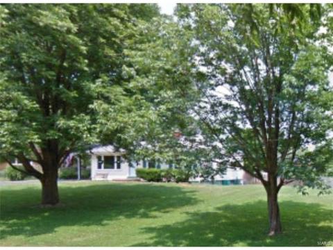 611 Barton Ln, Ballwin, MO 63021 photo 1