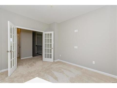 246 Thorn Brook Dr, O'fallon, MO 63366 photo 14