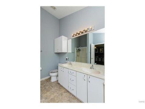 1877 Summitview Dr, Saint Charles, MO 63303 photo 15