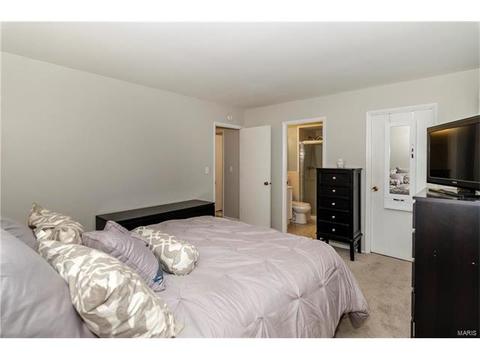 634 Turfwood, Ballwin, MO 63021 photo 16