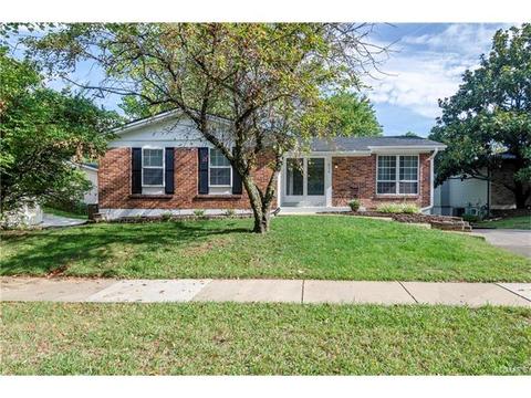 634 Turfwood, Ballwin, MO 63021 photo 1