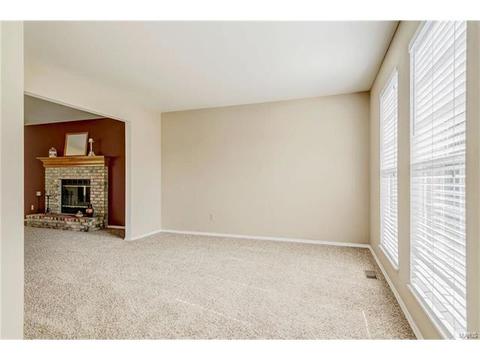 535 Pinehurst Gln, O'fallon, MO 63366 photo 6