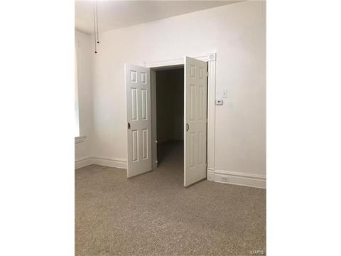 4434 S Compton Ave, Saint Louis, MO 63111 photo 10