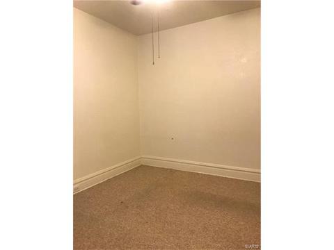 4434 S Compton Ave, Saint Louis, MO 63111 photo 13
