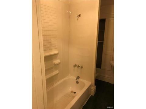 4434 S Compton Ave, Saint Louis, MO 63111 photo 17